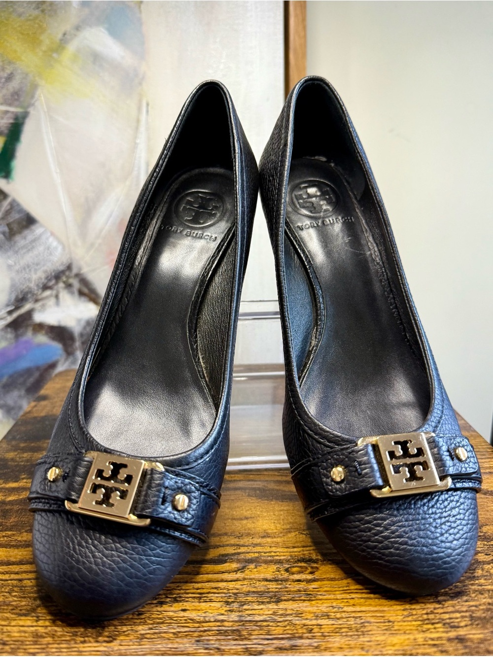 Tory Burch Black Leather Logo-Buckle Round-Toe Wedge Pumps